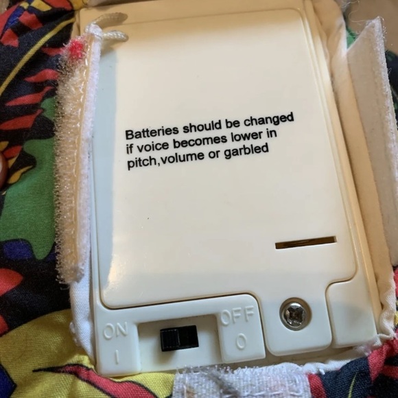 NOT WORKING 2 Vintage Real Talkin’ Bubba Bear And Redneck Road Trip Plush/Toy - Picture 11 of 12